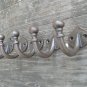 A SET OF 5 SIMPLE CAST IRON ROUND TOP SINGLE COATHOOKS HOOK HANGER COATHOOK AF3