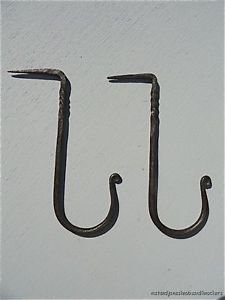 PAIR LARGE ANTIQUE STYLE HANDWROUGHT IRON HOOK DRESSER BEAM HOOKS HANGER 17TH C