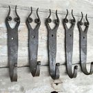 SET OF 5 HANDMADE BULL HORN WROUGHT IRON COAT HOOKS HAND BEATEN WALL HOOK BH15
