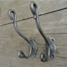 A PAIR STYLISH ANTIQUE STYLE TRUNK DOUBLE COATHOOK CAST IRON COAT HOOK RACK R4