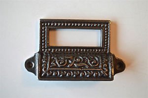 EDWARDIAN STYLE PATTERNED CAST IRON LABEL FRAME HANDLE FILING DRAWER PULL CB9