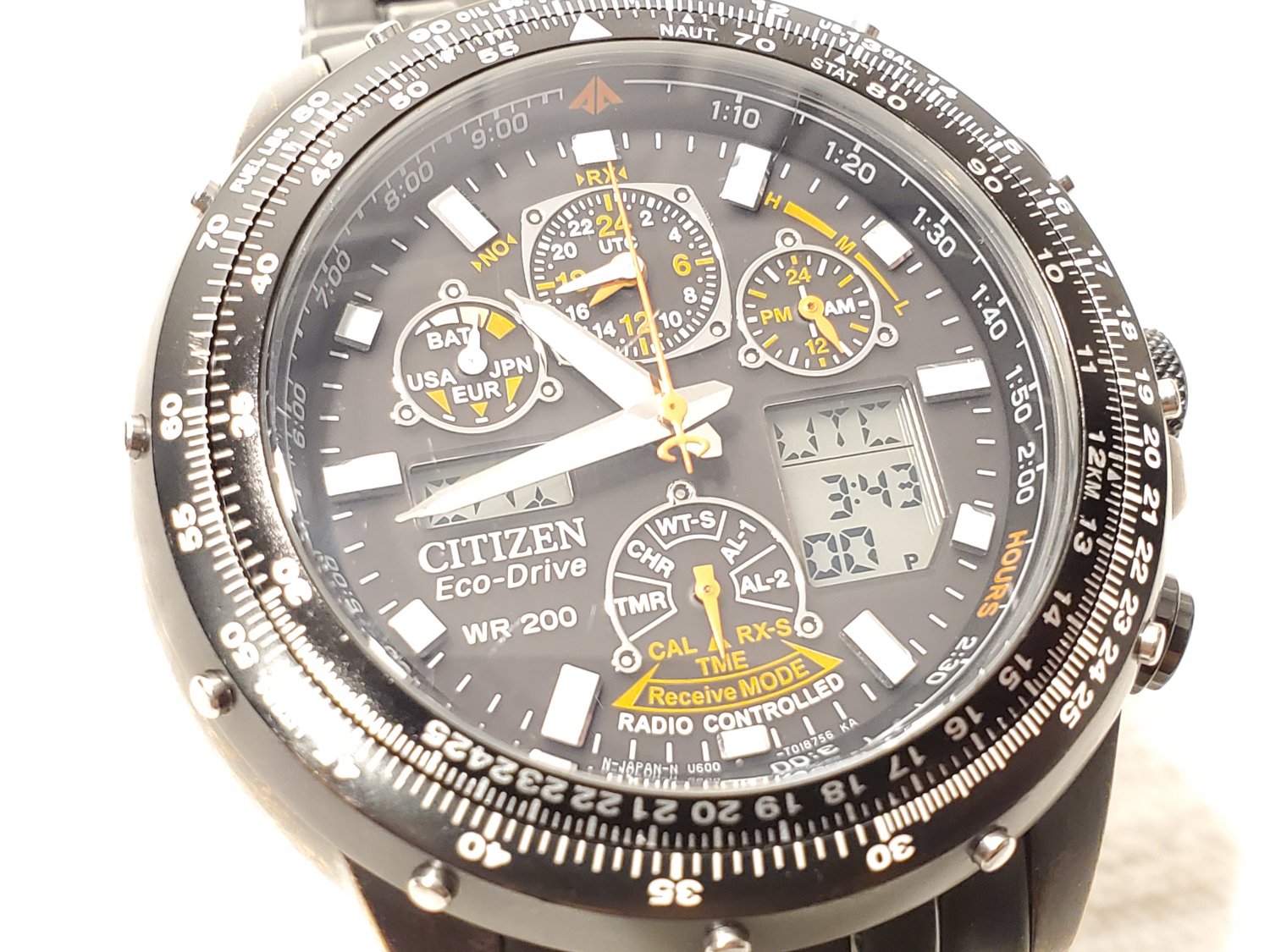 Citizen Eco Drive Men's Day Date Black Orange Watch Worldwide