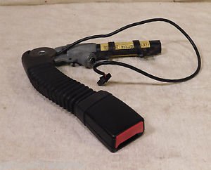 2003 TO 2006 BMW X5 RIGHT SIDE SEAT BELT TENSIONER BUCKLE LATCH RECEIVER END
