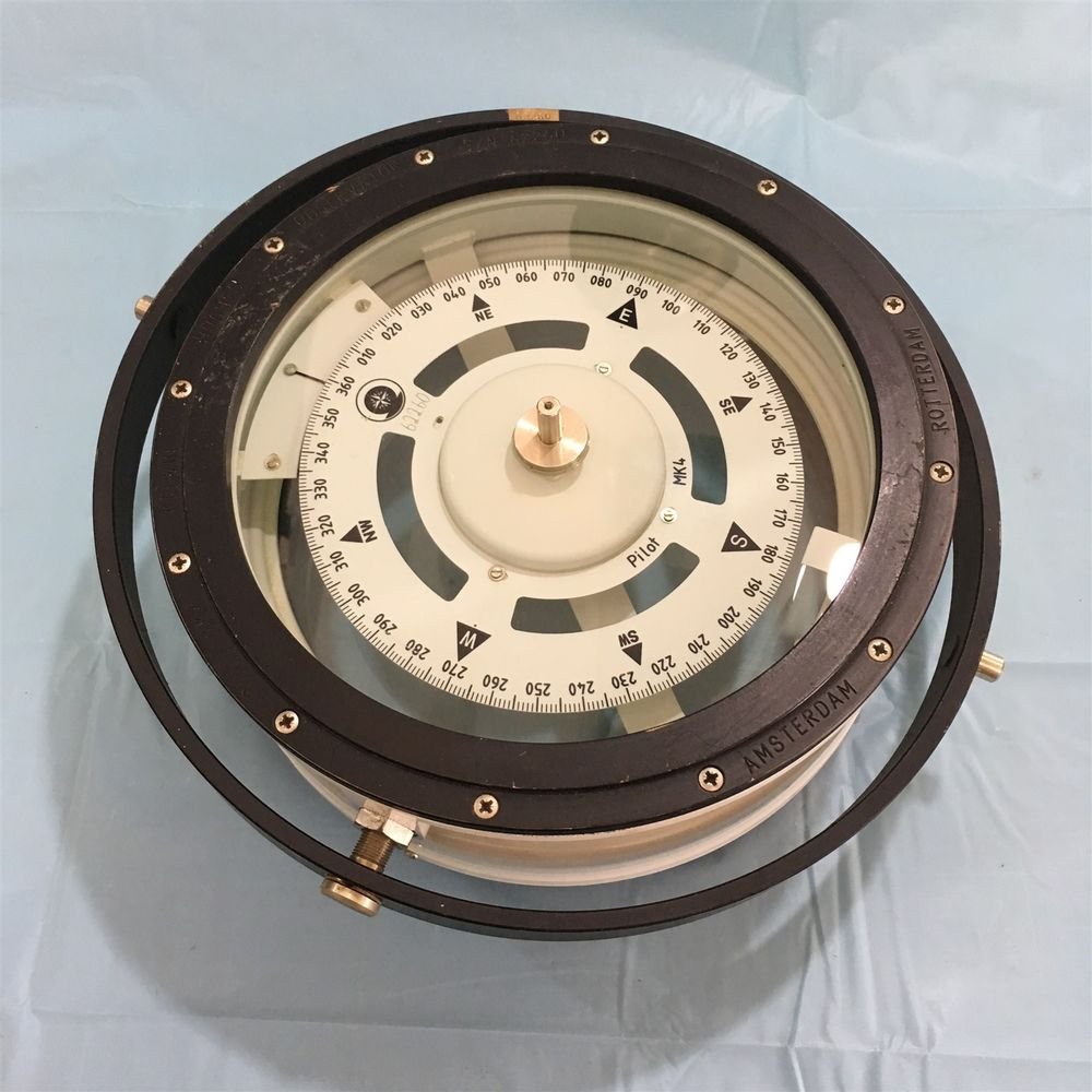 Observator Marine Compass