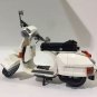 XingBao 03002 732Pcs Creative Technic The Vespa P200 Moto - Free Shipping