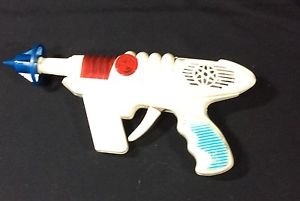 Space pilot jet ray gun vintage robot alien monsters spacemen sparks toy