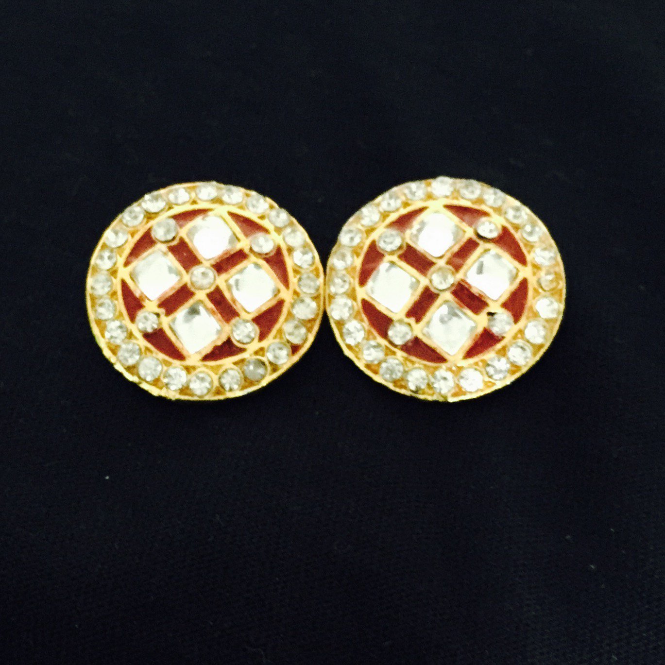 hand made round shape meena work  buttons with hot pink