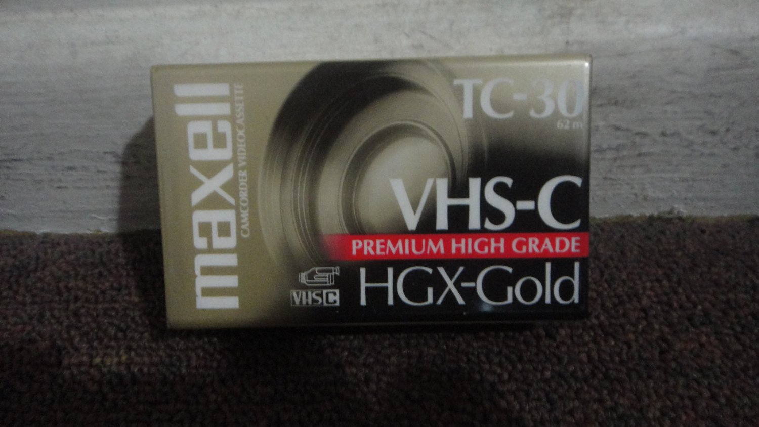 Maxell Camcorder Videocassette TC-30 62m VHS-C HGX-GOLD NEW & Sealed..LooK!