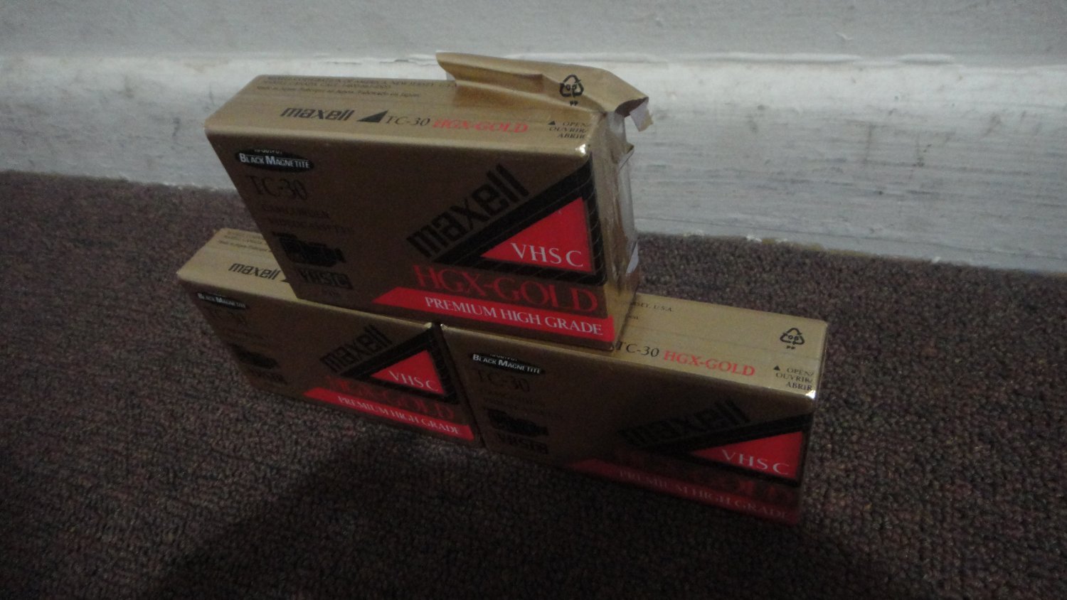 3 Maxell Camcorder Videocassette Tapes VHSC TC30 HGX Gold Premium