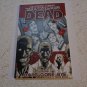 The Walking Dead Volume 1: Days Gone Bye, by Robert Kirkman: USED. LooK!