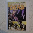The Walking Dead Volume 11: Fear The Hunters, by Robert Kirkman: USED. LooK!
