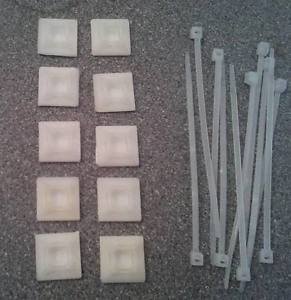 PLUGZ2GO Pk of 10 WHITE CABLE TIES/BASES (100mmx2.5mm Ties/19mmx19mm Bases)