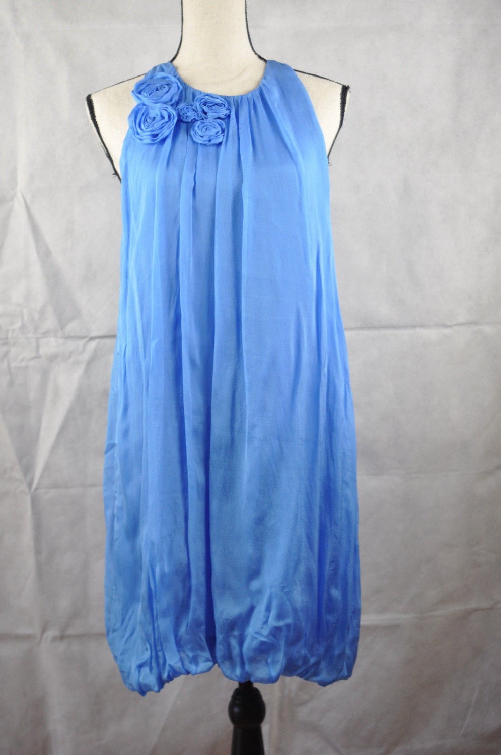 Zara Woman Silk Dress Size M Floral Rosette Blue Bubble Hem Bottom 100