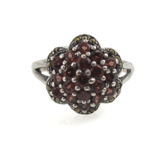 Round Flower Cluster Red Garnet Marcasite 925 Sterling Silver Ring
