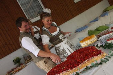 2 Pair German Traditional Bavarian Dirndl Dress Oktoberfest Party