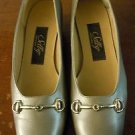 Women's Vintage Selby silver slip on heels size 7