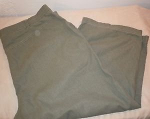 Sag Harbor Womens Plus khaki green Capri pants size 22W