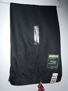 Mens Dockers Black Pants No Wrinkle Permanent Crease Relaxed Fit Size 32x30 NWT