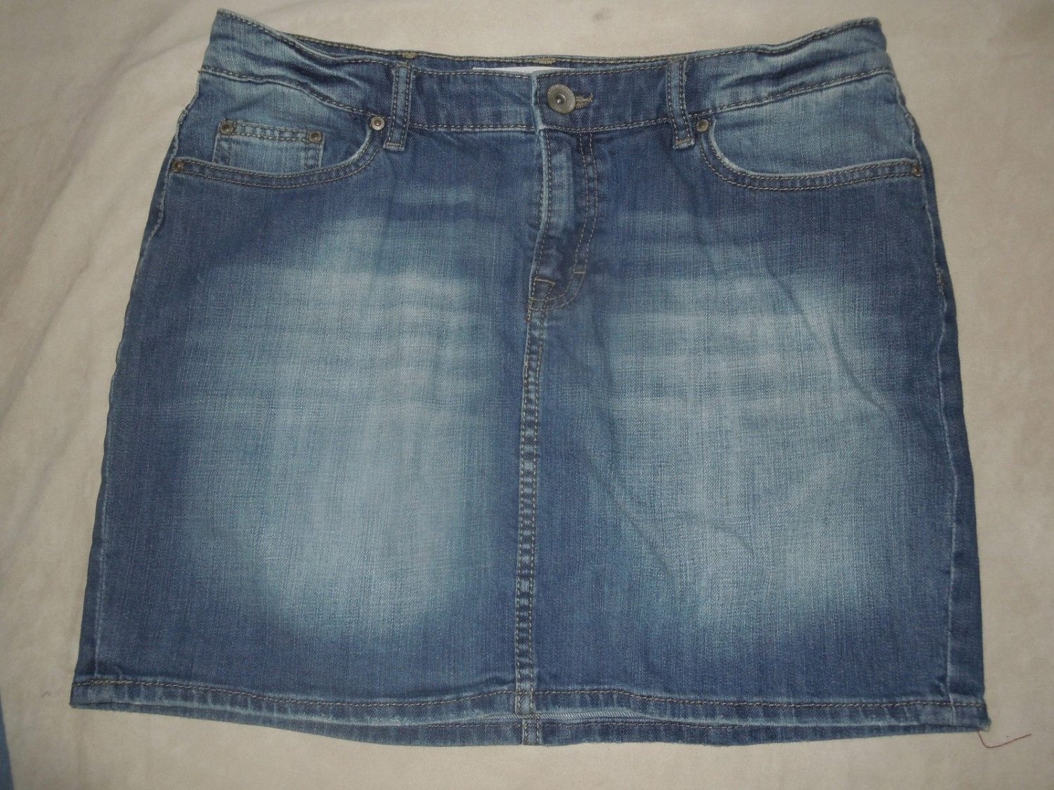 Womens H&M Denim Jean Mini Skirt Size 10/40
