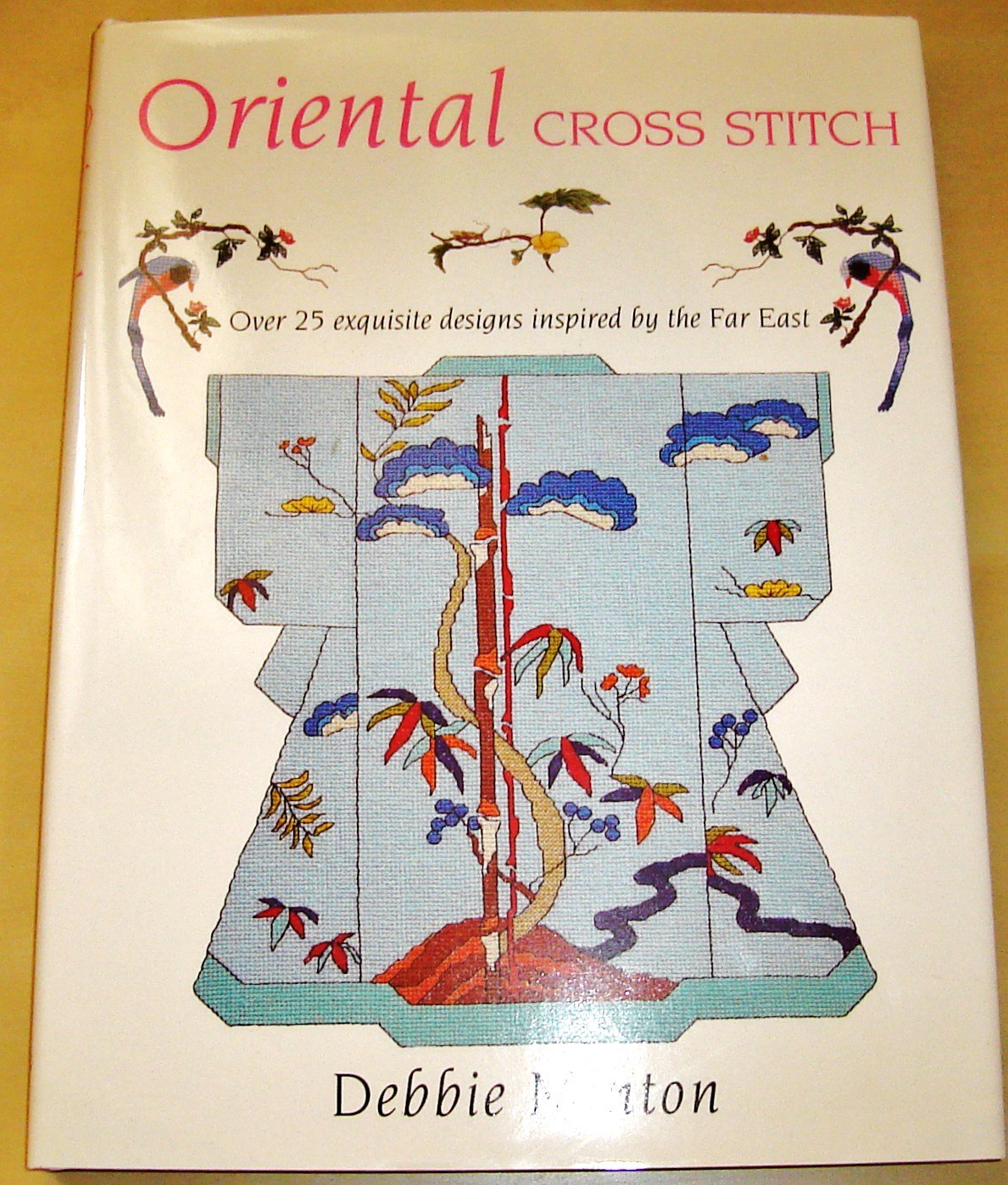 Oriental cross stitch by Debbie Minton / isbn 1855856751