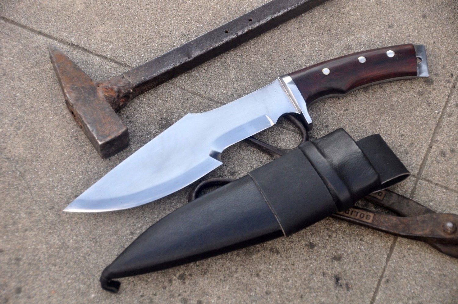 Arrowhead bowie9"Blade survival knife,bowie,knives,khukuri,kukri