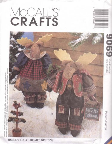 McCall's Sewing Pattern 9069 Mr. and Mrs. Reindeer Fabric Dolls with Outfits Uncut and Unused