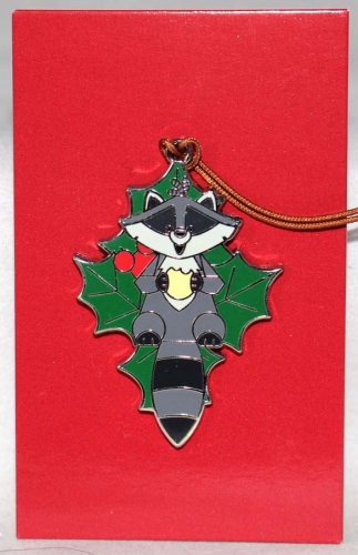 Disney Woodland Winter Mystery Reveal-Conceal Pin-Ornament Meeko Limited Release
