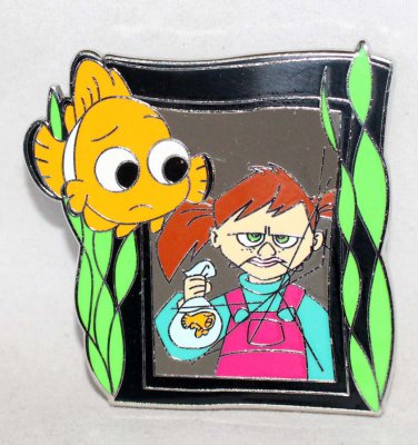 Disney Pixar Finding Nemo 15th Anniversary Pin Nemo wih Darla Photo Limited Edition 500