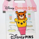 Disney Character Scoops 2-Pin Set Winnie the Pooh and Tigger Limited Edition 4000 Disney Character Scoops 2-Pin Set Winnie the Pooh and Tigger Limited Edition 4000