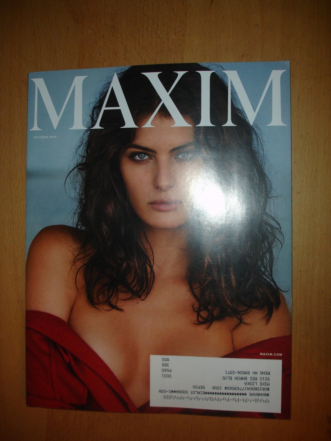 MAXIM #207 October 2015