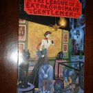 LEAGUE OF EXTRAORDINARY GENTLEMEN VOL. 2 (2002 Series) #3