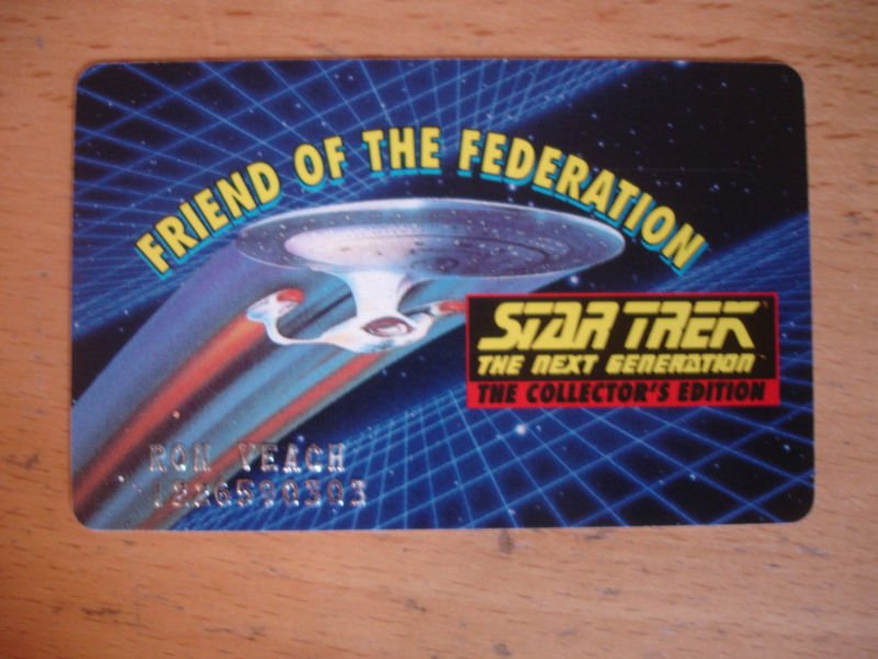 1995 STAR TREK The Next Generation Friend of the Federation Membership Card