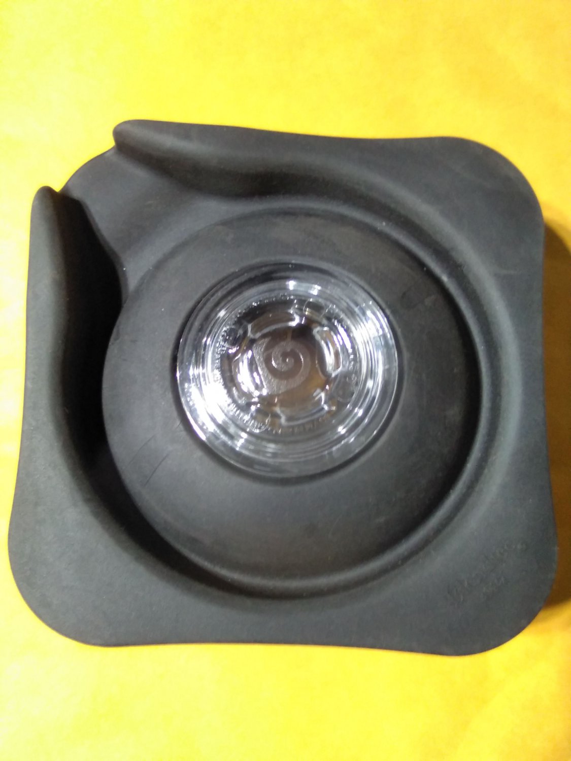 Blendtec Blender Twister Gripper Lid with Cap/Plug Part #40-242