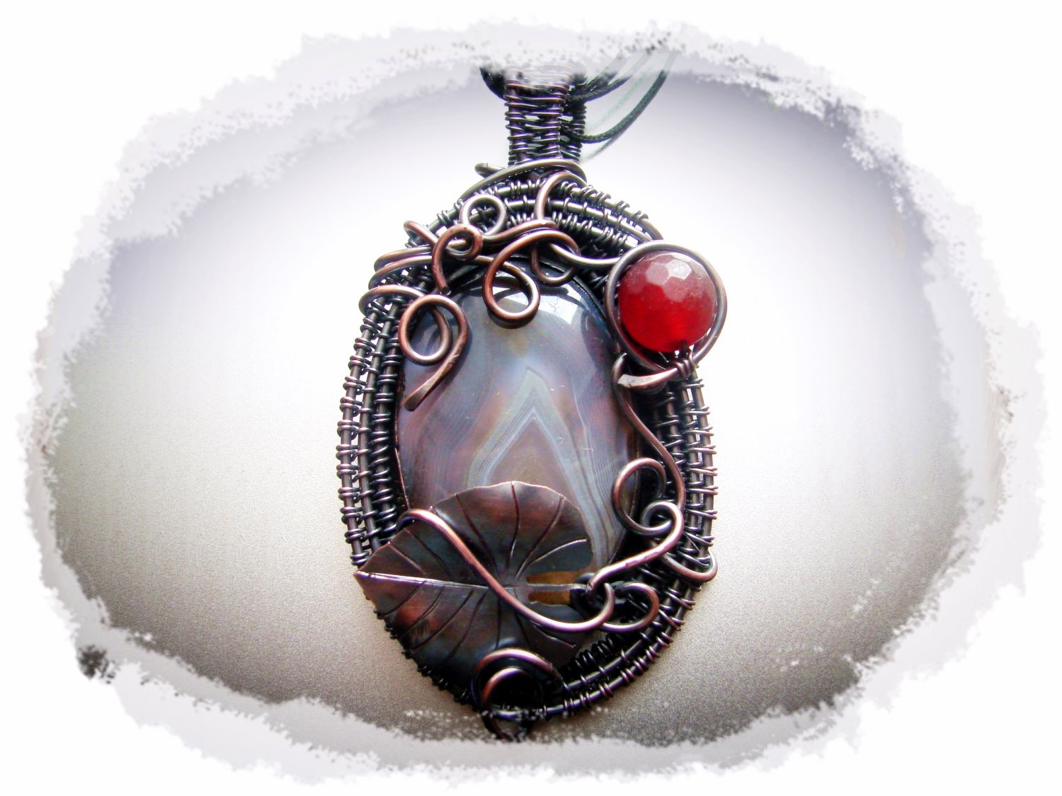 Necklace - Wirewrapping pendant with Agate