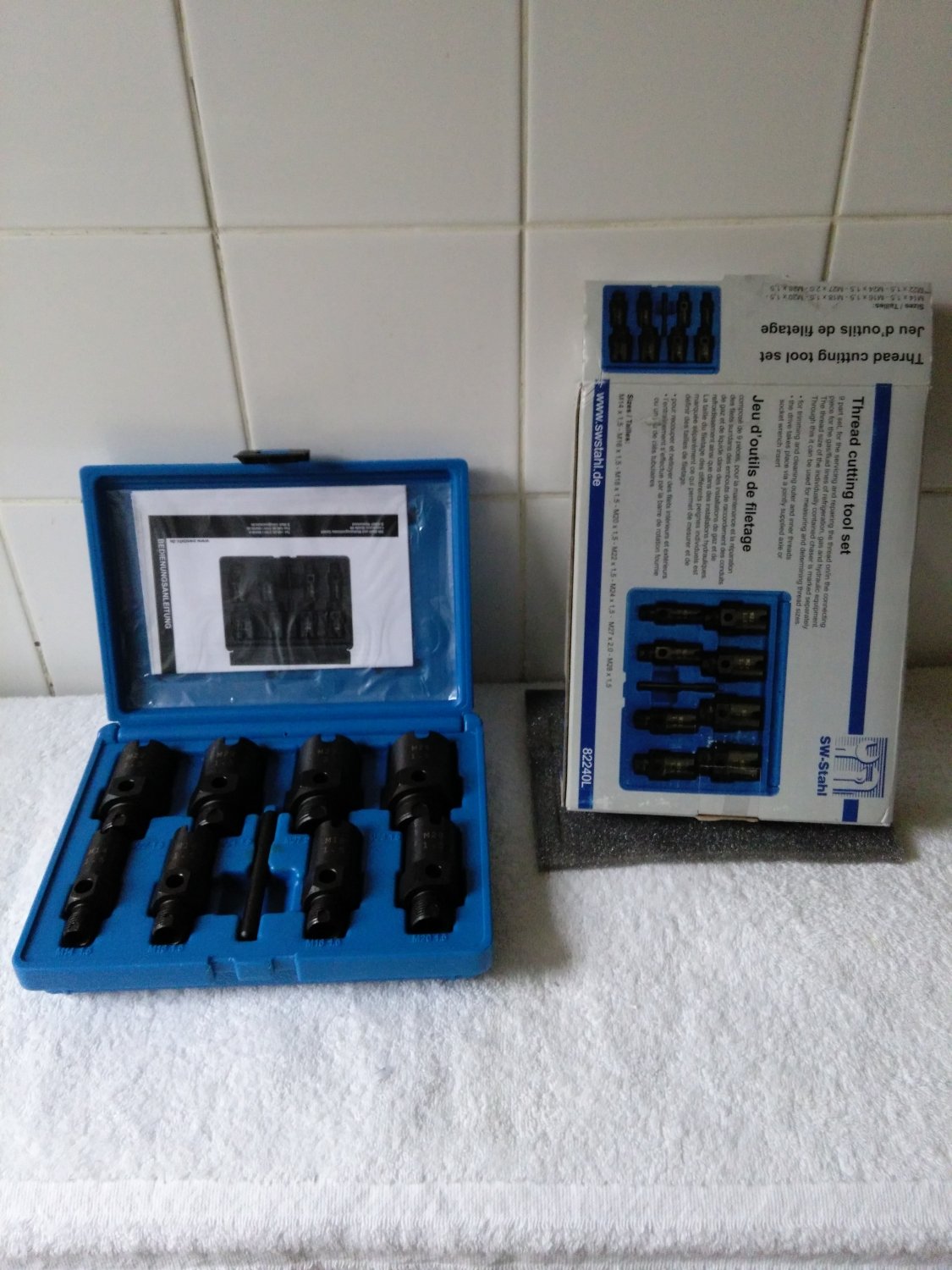 Thread cutting tool set of 9 pieces M14-M28 (BRAND NEW)