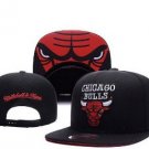 Chicago Bulls Ajustable Hat. logo with white letters