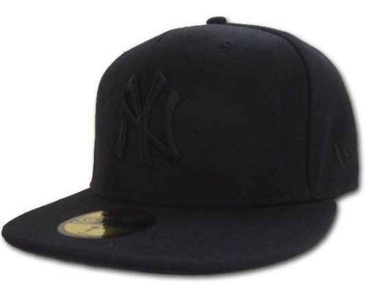 Yankees Fitted Hat.. Yankees ball cap. . black on black