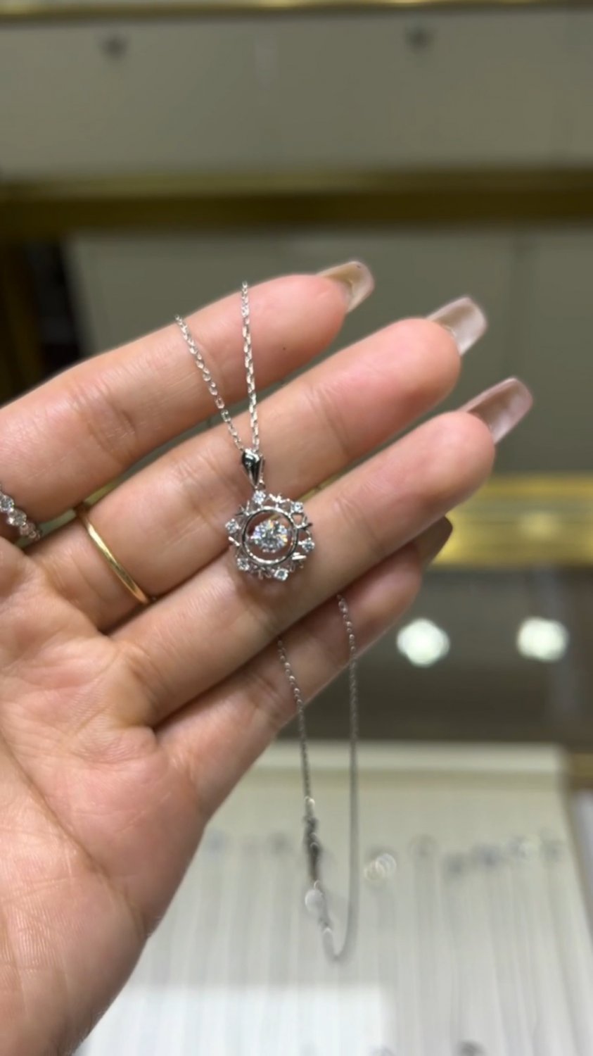 OLDT Lab moissanite necklace 0.5ct