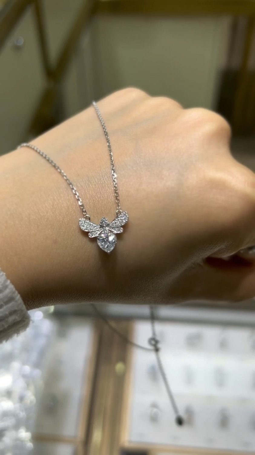 DF45O Lab moissanite necklace 1.1ct