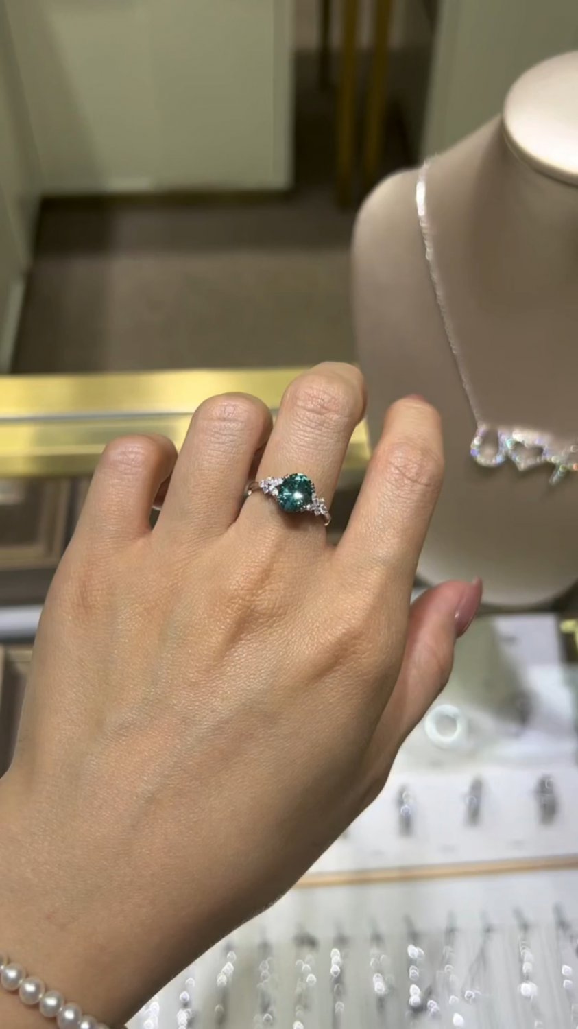 NW119M Lab moissanite ring 2.0ct
