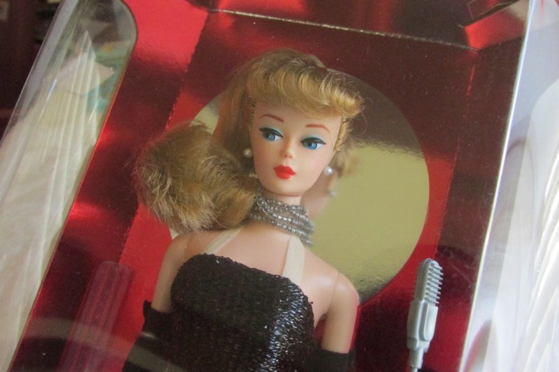 Solo in the Spotlight Barbie Doll Blond 1994 Vintage Mattel Special ...