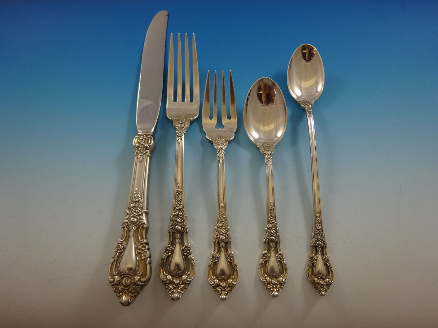 Eloquence by Lunt Sterling Silver Flatware Set 12 Service 71 Pcs Dinner