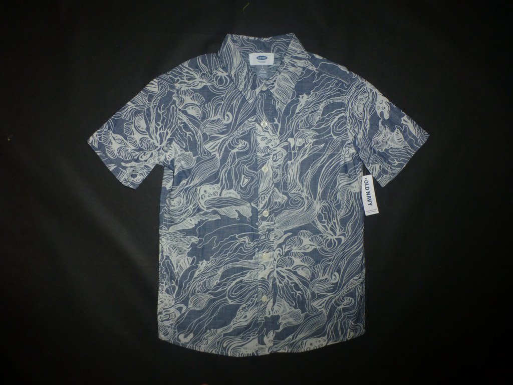 NWT Old Navy Boys Blue Denim Button Down Short Sleeve Shirt 6-7