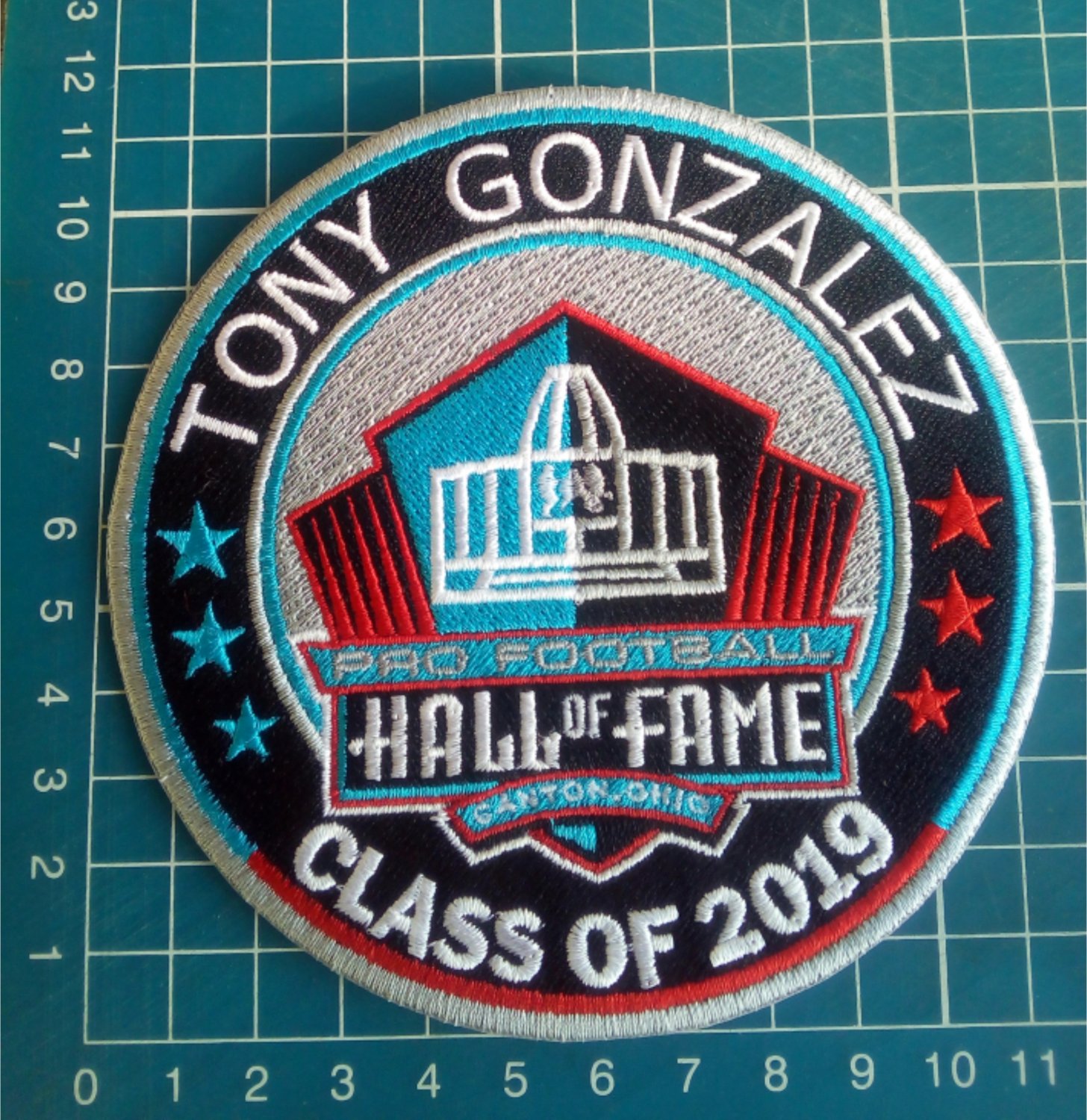 TONY GONZALEZ 2019 HOF KANSAS CITY CHIEF PRO FOOTBALL HALL OF FAME PATCH 4.5"