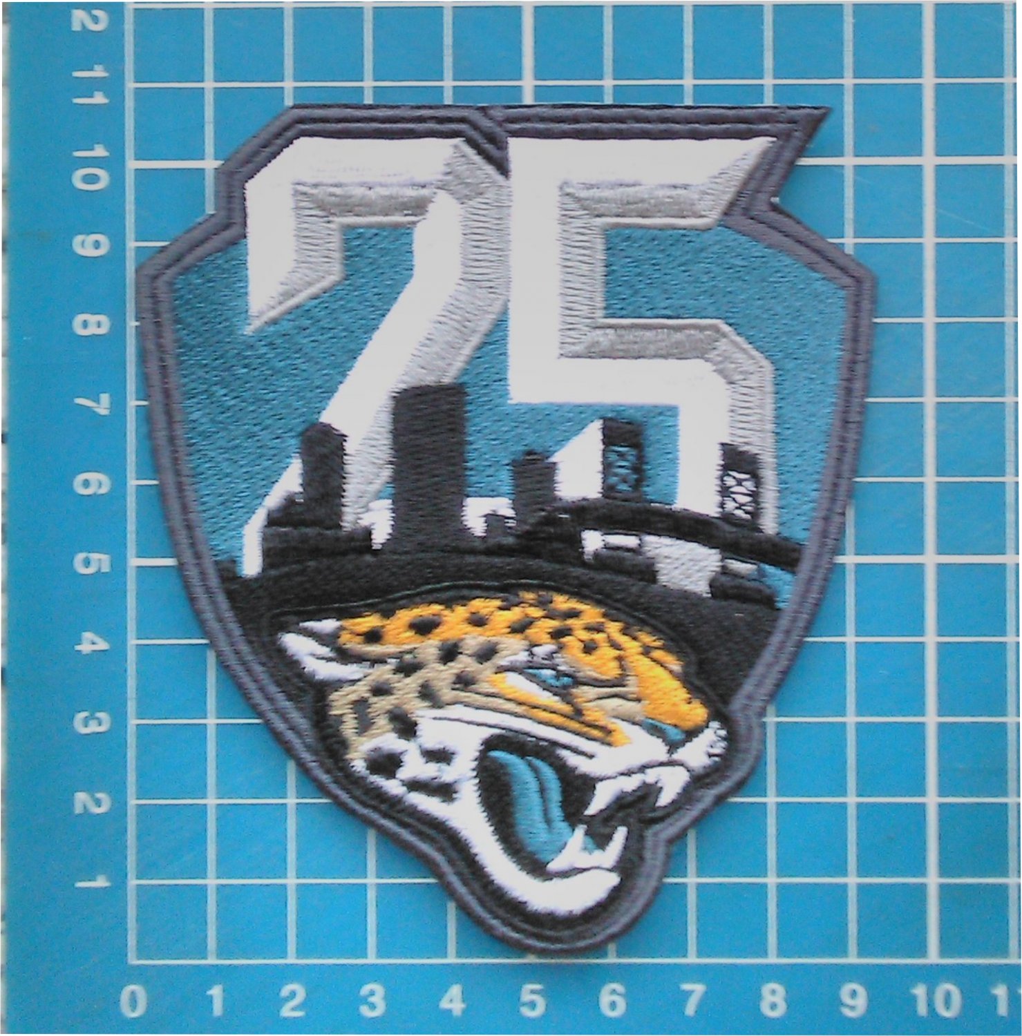 Football NFL Jacksonville Jaguars 25th anniversary 3.7"(9.5cm) patch sew on