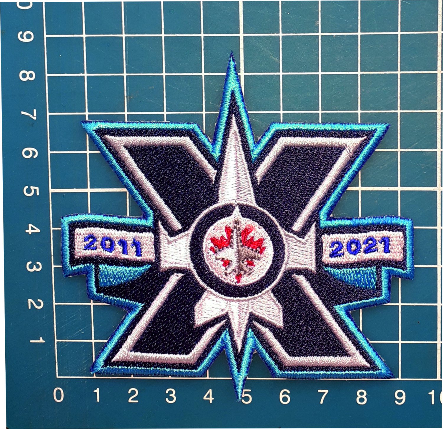 Winnipeg Jets 10th Anniversary NHL Hockey Team Logo Jersey Emblem Patch sew on Patch