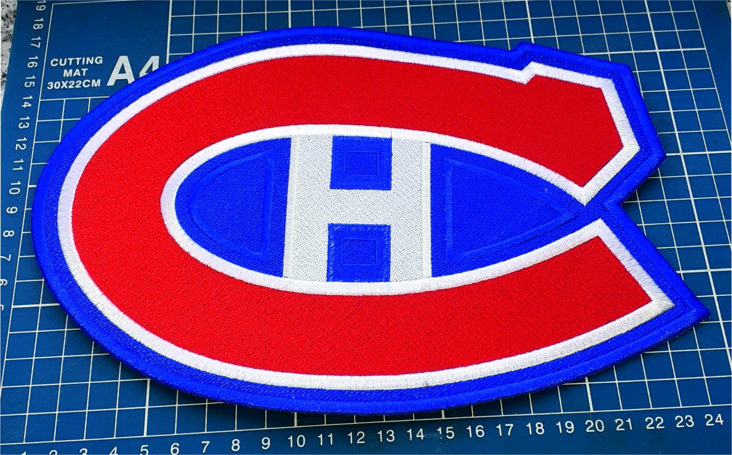 NHL Hockey Montreal Canadiens Team Logo Jersey 9" Patch sew on embroidery