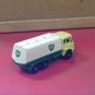 Matchbox Regular Wheels #25 Petrol Tanker MB25C2 VG