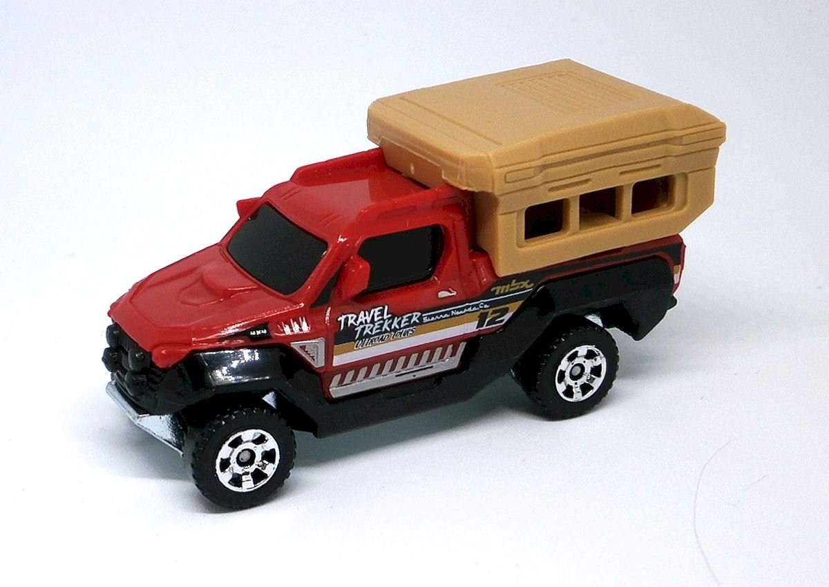 2018 Matchbox #101 Travel Trecker in Red Mint on Card FHH43