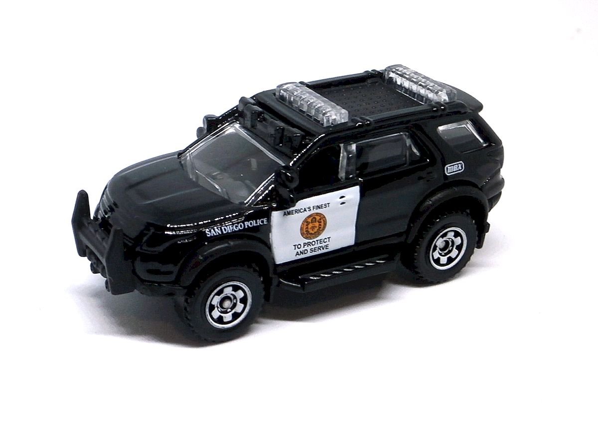 2019 Matchbox #58 2012 Ford Explorer Interceptor in Black & White Mint on Card FYR21